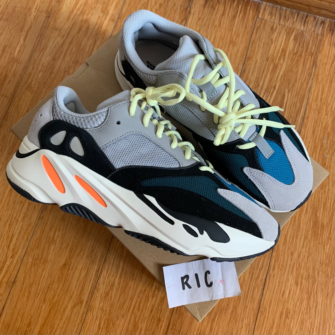 yeezy wave runner 700 retail