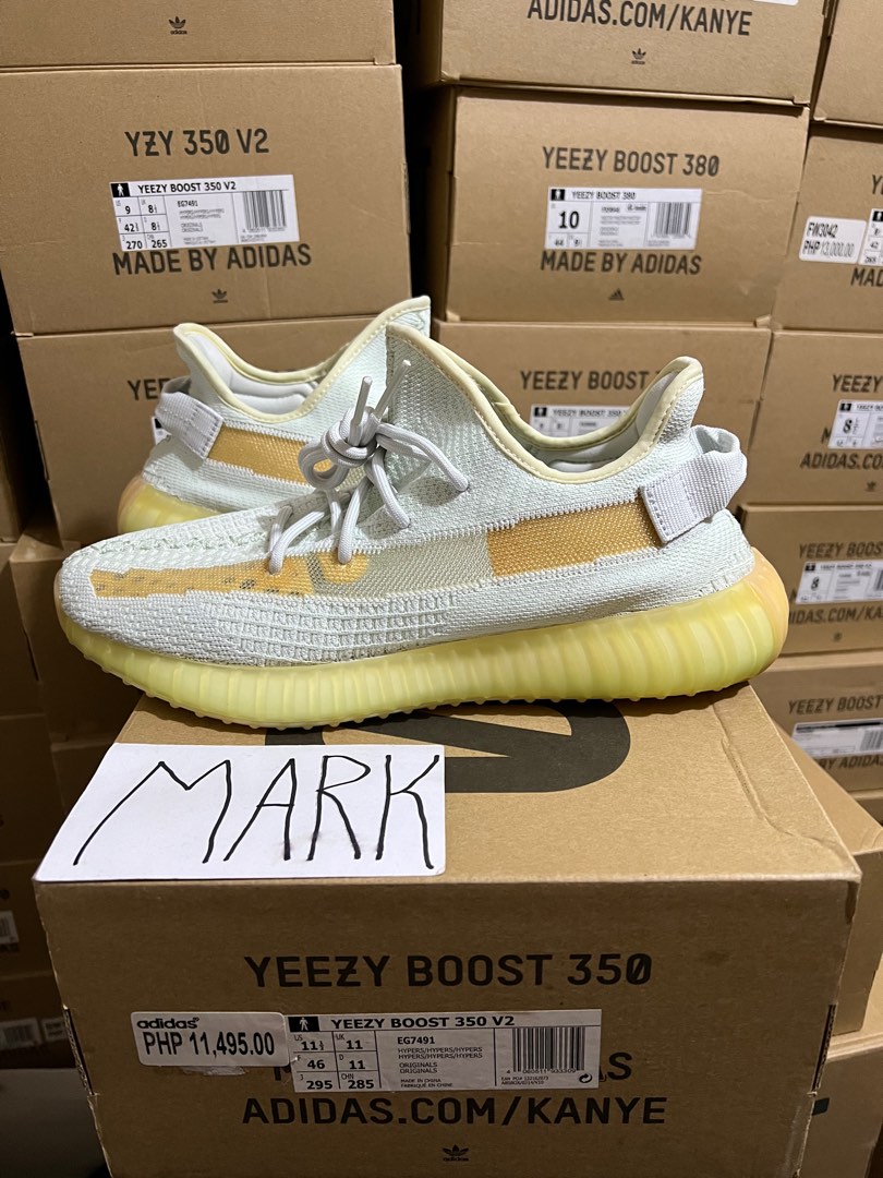 Yeezy Boost 350 v2 Hyperspace (Size 11.5)