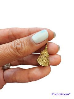 14K Gold VINTAGE Sto Nino Pendant 4.1 grams