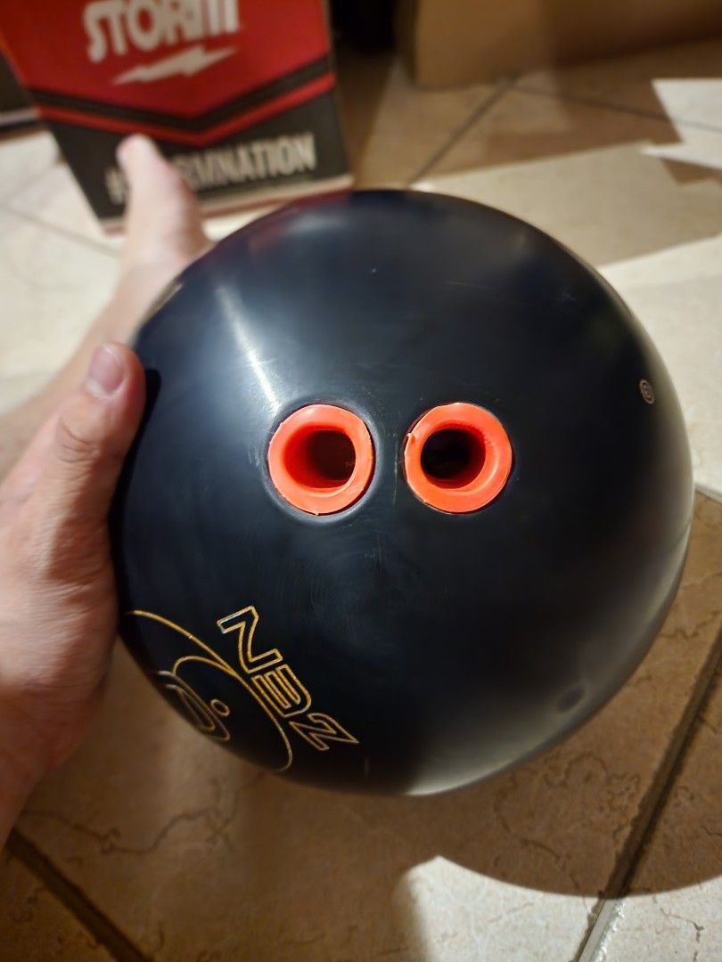 15 lb zen u bowling ball first drill, Sports Equipment, Sports & Games