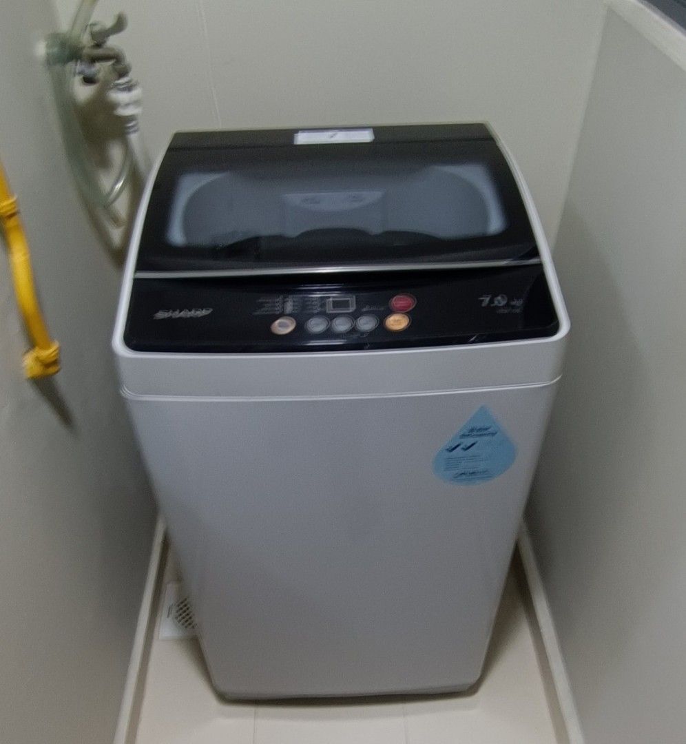 1 year old sharp washing machine, TV & Home Appliances, Washing