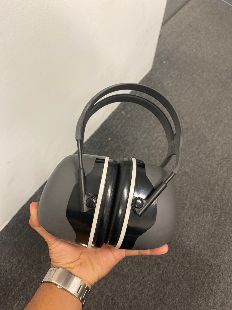 3M Peltor X5A ear muff, Audio, Other Audio Equipment on Carousell