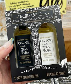 預購~约5月底到 平均$84支] Trader Joe's Olive Oil Black Truffle  White Truffle
黑松露，白松露 橄欖油  @60 mL
HKD168~黑松露，白松露各1