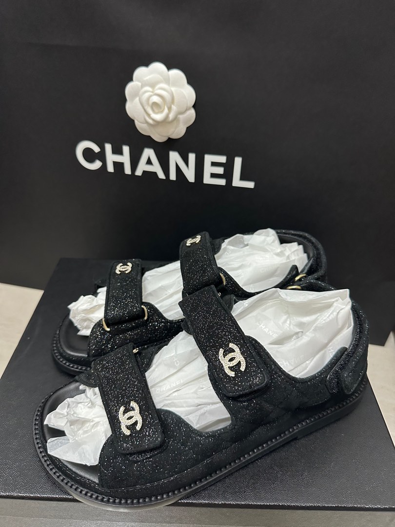 全新 皮革Chanel 涼鞋 低於原價