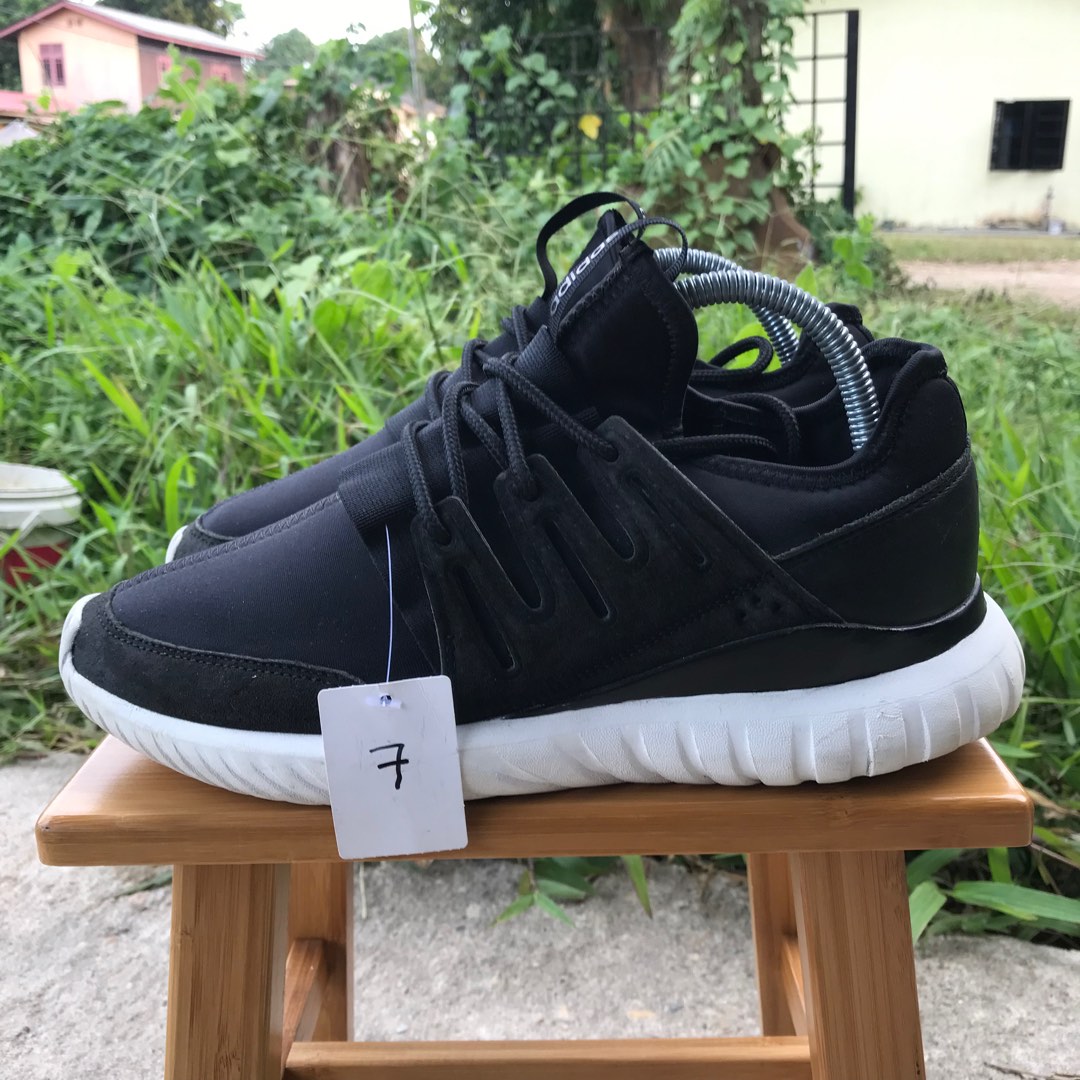 Adidas originals men's hot sale tubular radial fashion sneaker