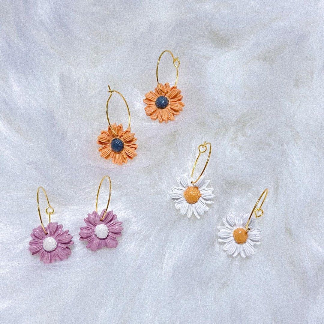 Aesthetic Daisy Hoop Earrings Women s Fashion Jewelry