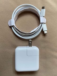 Apple 29w and 1m cable
