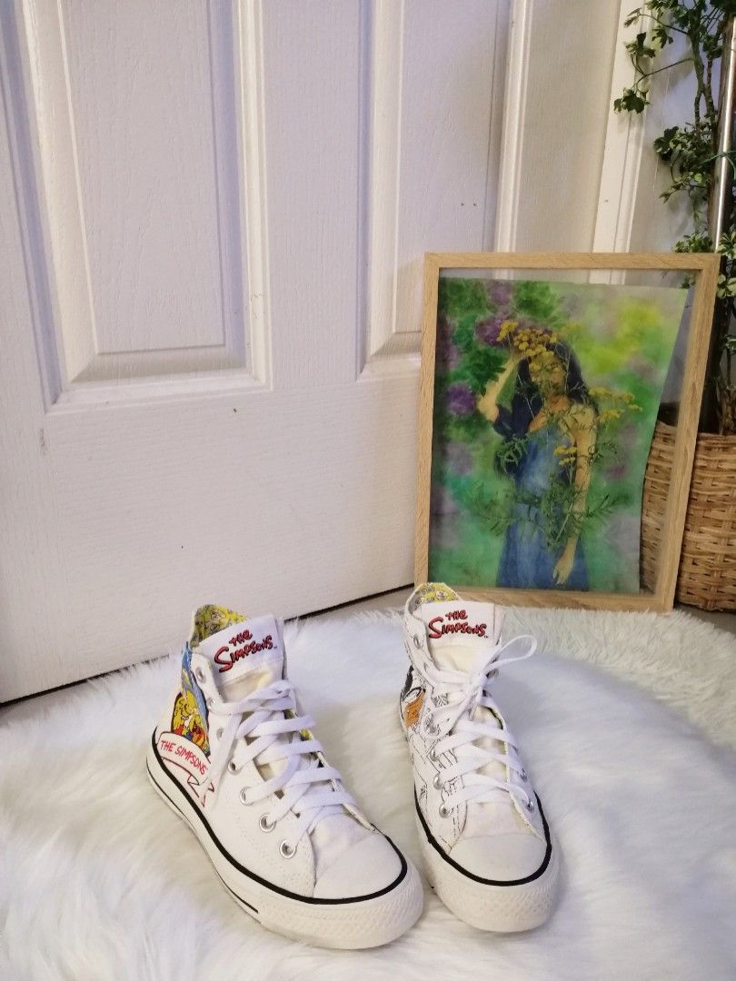 Simpsons outlet chuck taylors