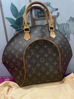 Louis Vuitton Ellipse MM Top Handle Handbag, France circa 2000. at 1stDibs