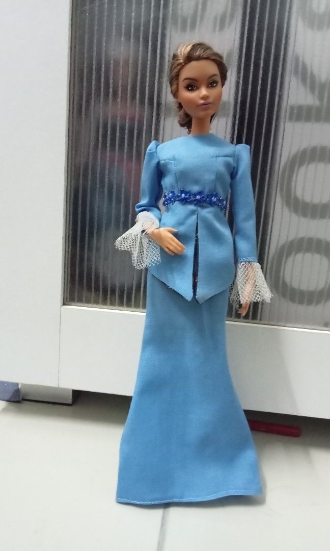 Barbie baju kurung