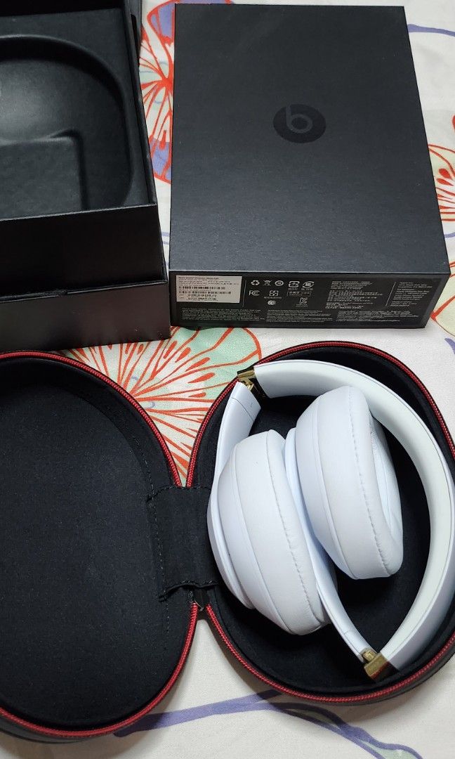 Beats Studio3 Wireless Over‑Ear Headphones - White, Audio, Headphones   Headsets on Carousell