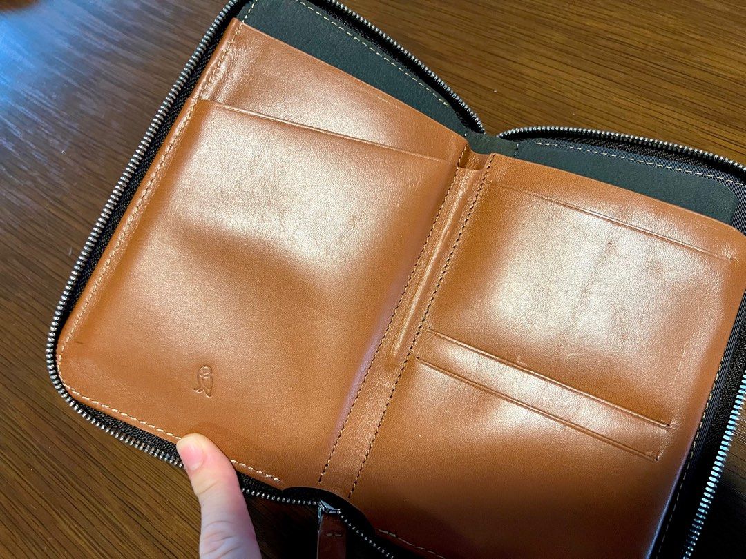 Bellroy Passport holder, Men's Fashion, Watches & Accessories, Wallets