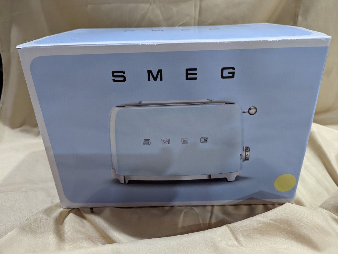 BNIB SMEG 2 slice toaster in CREAM, TV & Home Appliances, Kitchen