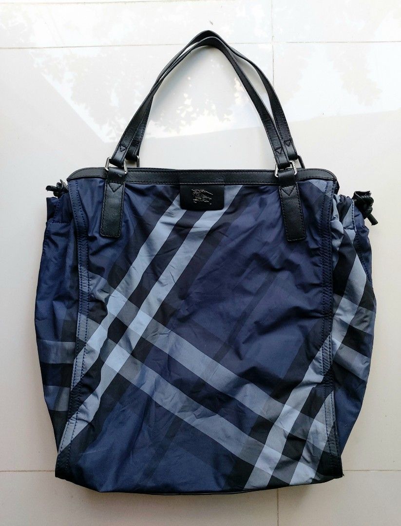 Burberry Buckleigh Nylon Tote bag