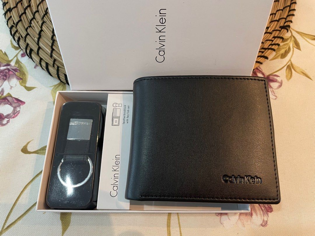 Calvin klein leather bookfold wallet and key fob set discount