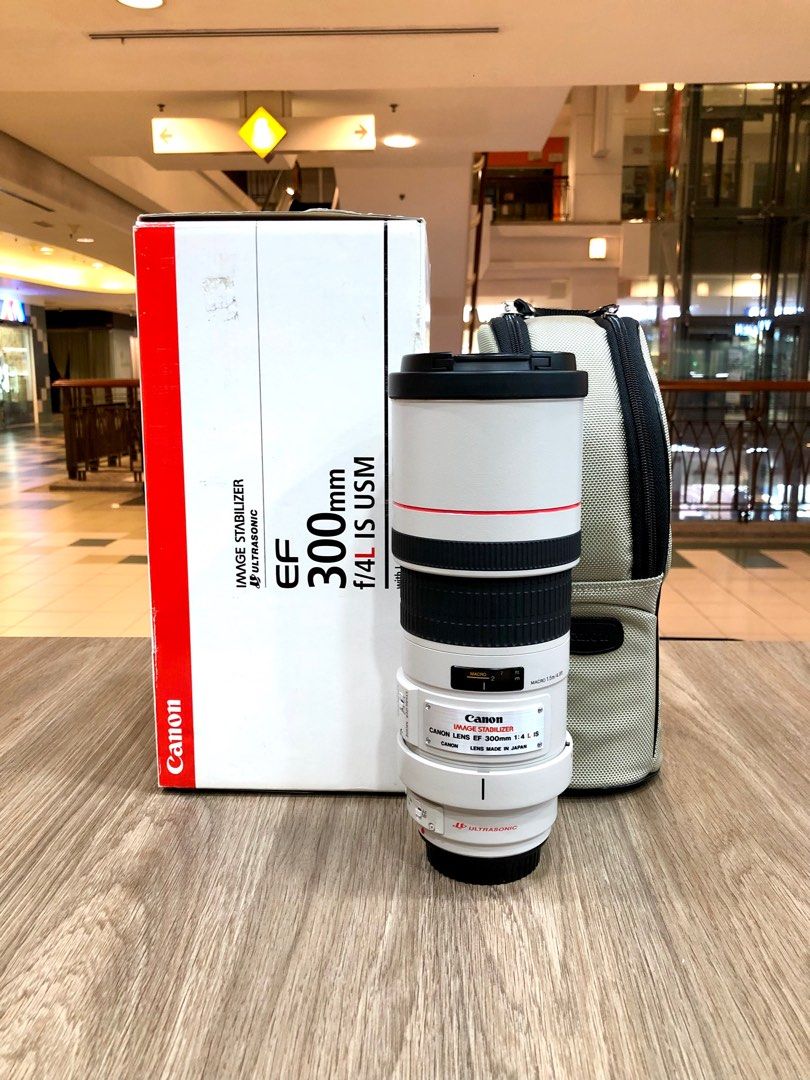 Canon EF 300mm f4 L IS USM lens (99% new), Photography, Lens  Kits on  Carousell