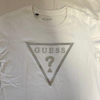 Casual Guess  t-shirt