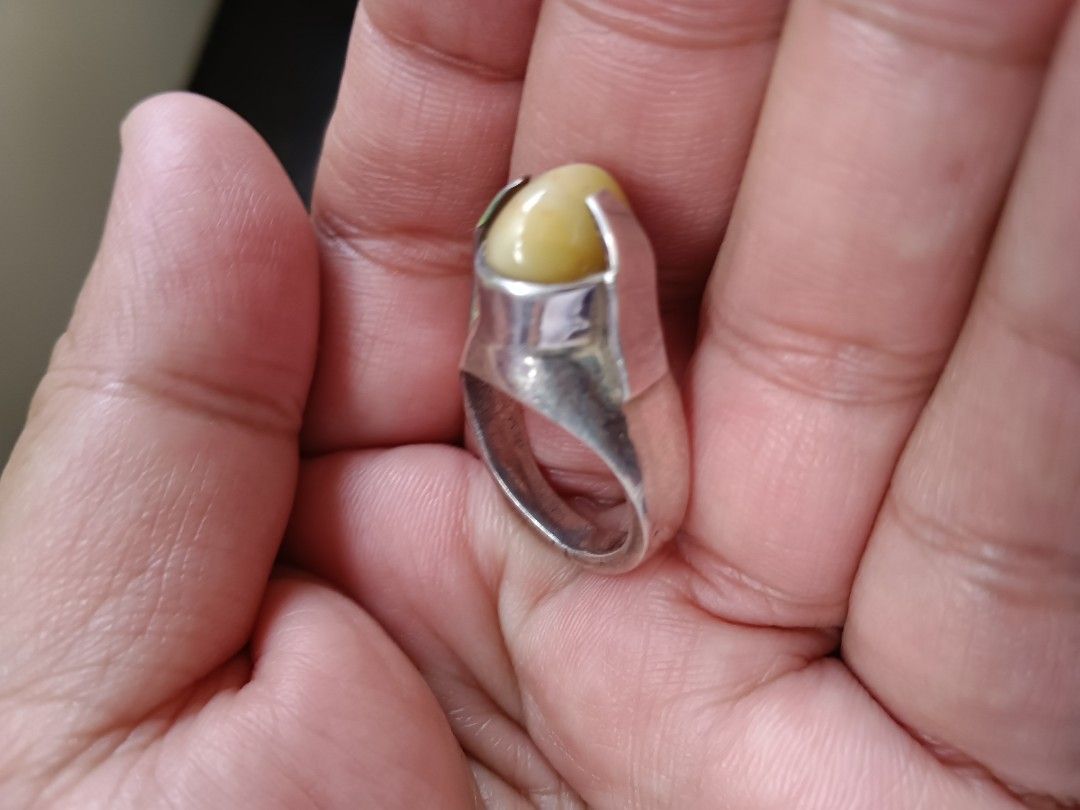 Cats eye ring finger 2025