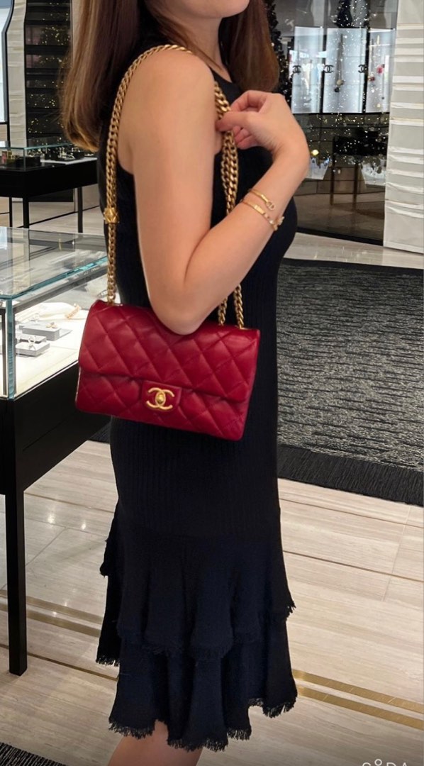 Fabrikant Rug Gå ud Chanel 22K Small Flap Bag Adjustable Gold Chain Strap Lambskin Red, Luxury,  Bags & Wallets on Carousell