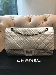Chanel Reissue 227