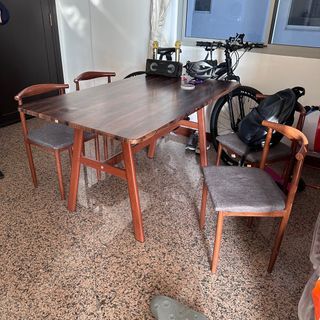 Dining Set