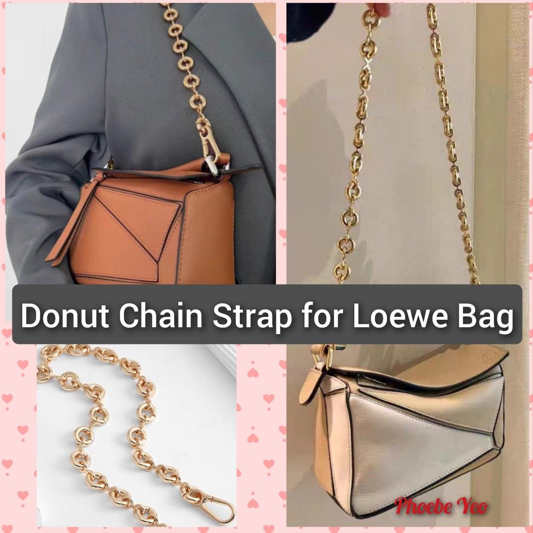 Loewe Donut Chain Bag Charm In Gold