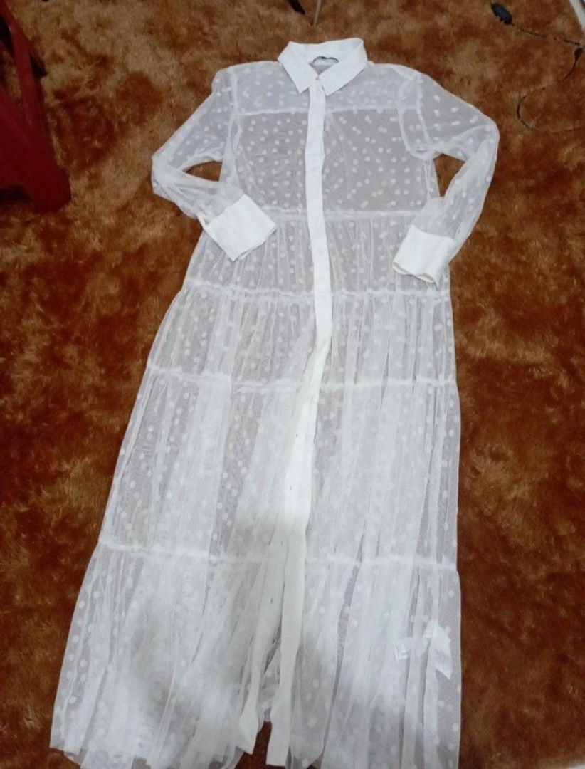 Dress polka dot tulle zara Fesyen Wanita Pakaian Wanita Gaun Rok di Carousell