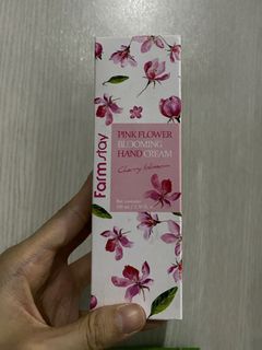 Farmstay Hand Cream - Cherry Blossoms 200ml