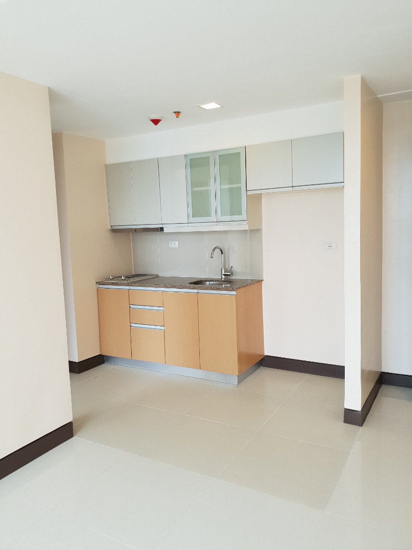 (Category: ) located in . Submitted by micah_impactmanila (Listing ID 1222312935, Image 1). Description: .
