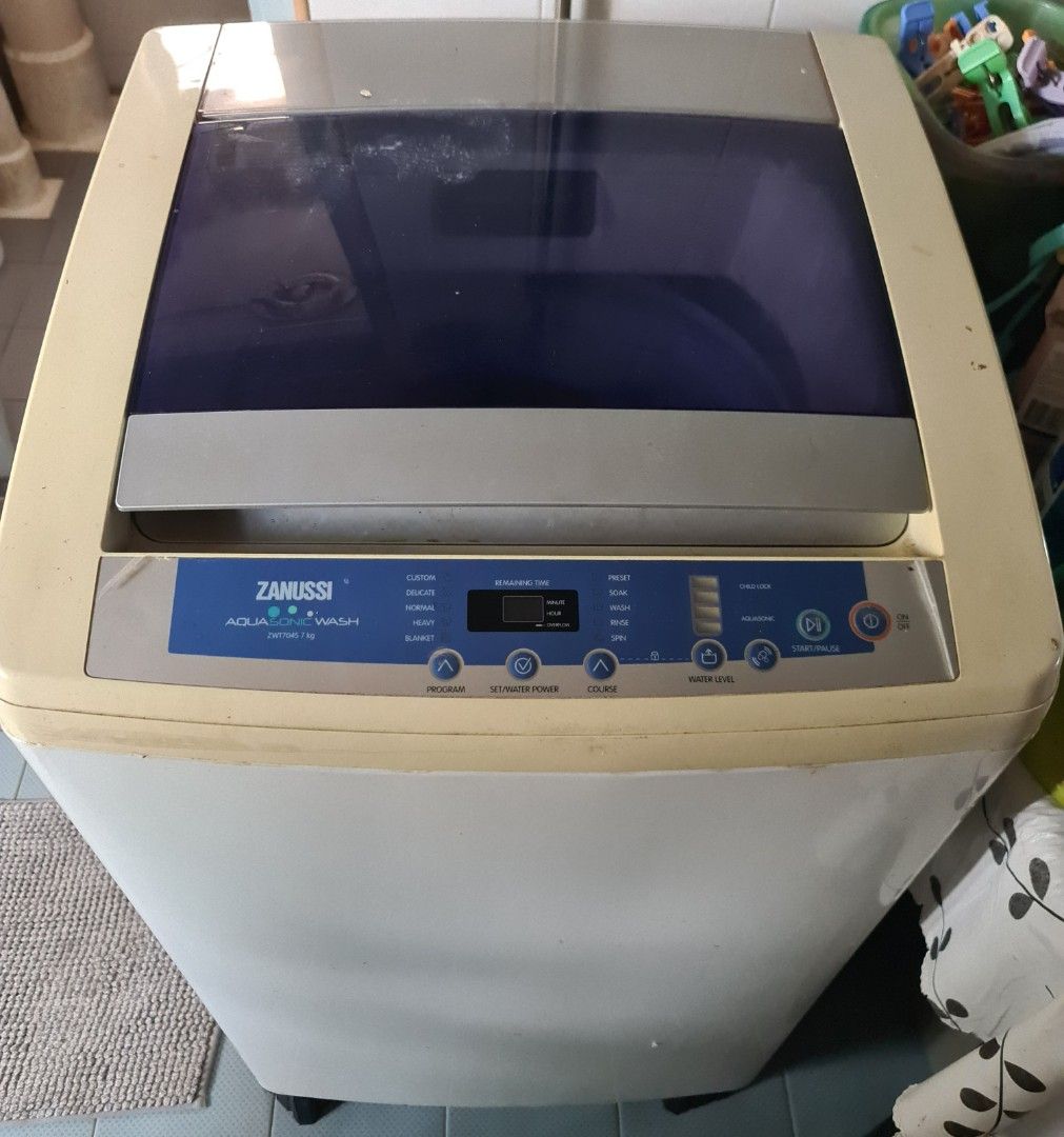 Free Zanussi Washing machine. Working., TV & Home Appliances, Washing