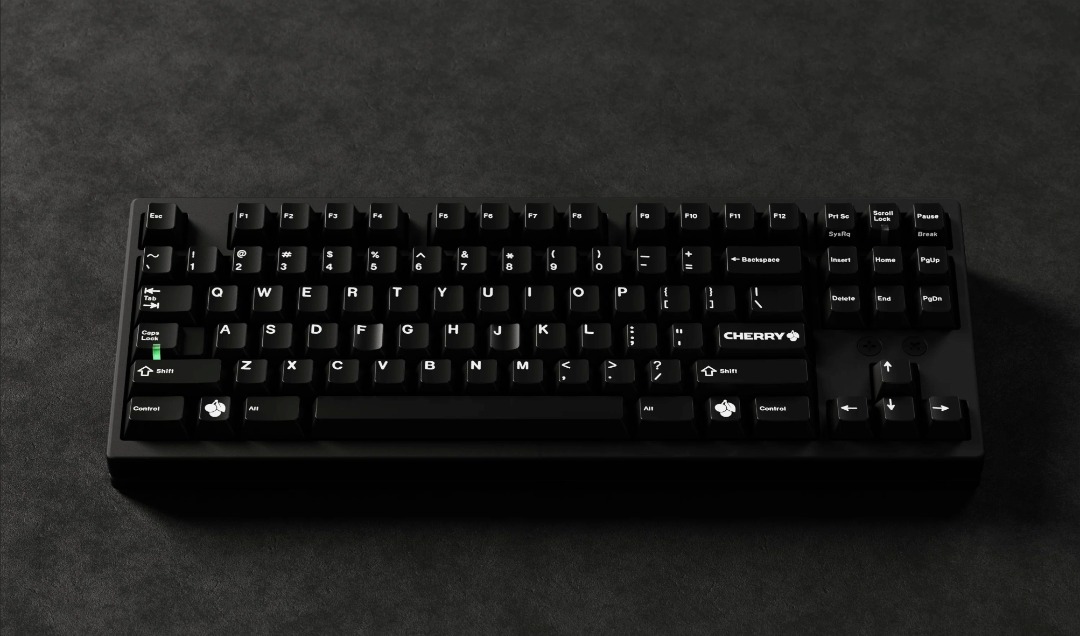 GMK White On Black Kit, Computers & Tech, Parts