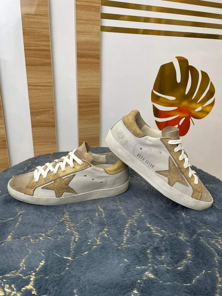 Golden Goose Deluxe Brand sneaker Authentic 💯 Suede and Genuine leather  Rank A-AB Size EU 35 / US 5 / 23cm in women 💁🏻u200d♀️ 🅿️ 14,980 only +  shipping fee, Women's Fashion, Footwear, Sneakers on Carousell