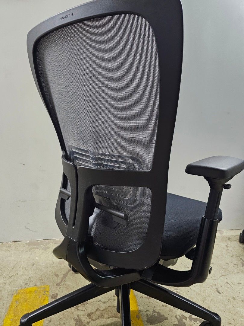 9800 Haworth Zody Ergonomic office Chair