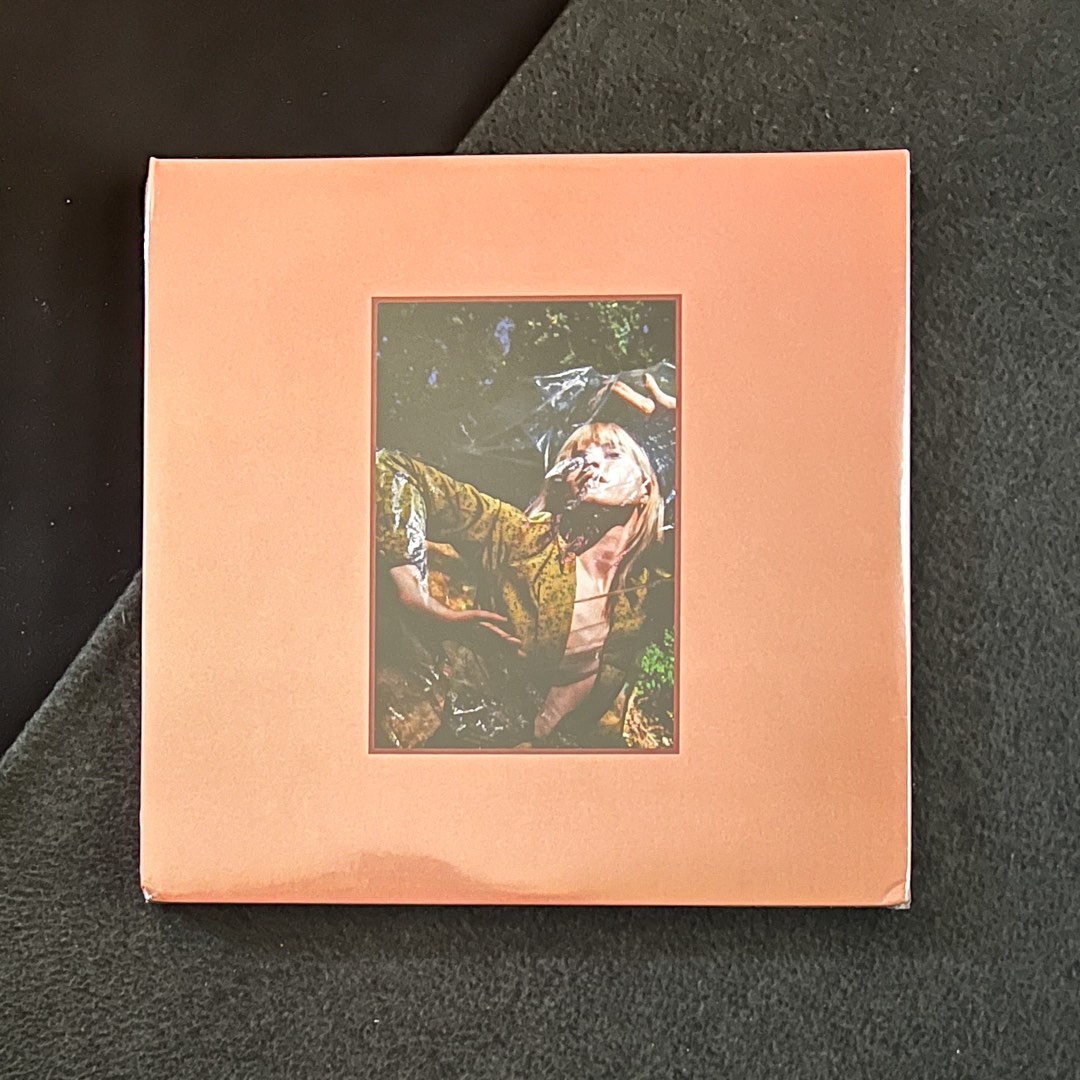 Hayley Williams Flowers For Vases / Descansos & Petals For Armor