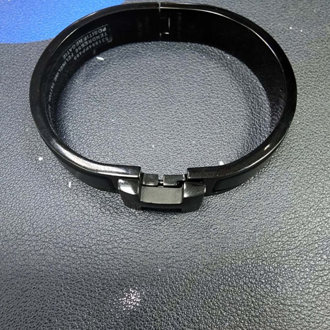 Hermes classic black matte bracelet 18size bought in Japan worn