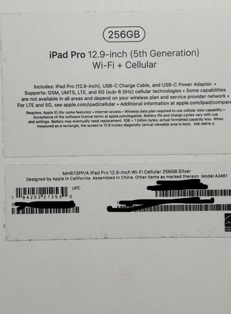 iPad Pro 12.9 (Category: iPad) located in Quezon City. Submitted by bree.loved (Listing ID 1222240103, Image 2). Description: NEGOTIABLE IF SURE BUYER 🍎 4th Generation (2021) 🍎 M1 Chip 🍎 256 GB 🍎 Good as New! No dents/ Flaws 🍎 Comes with charger and screen protector 🍎 Price is already 10k cheaper than original srp RFS: dont need it .