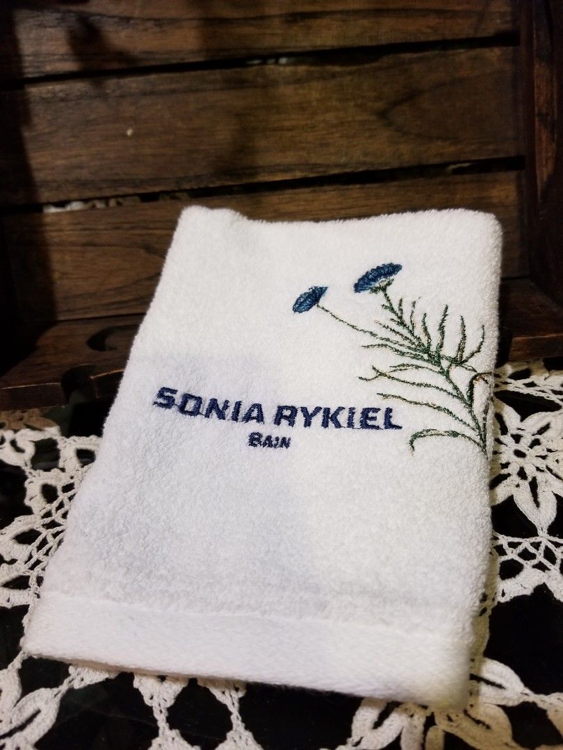 Sonia rykiel towels clearance