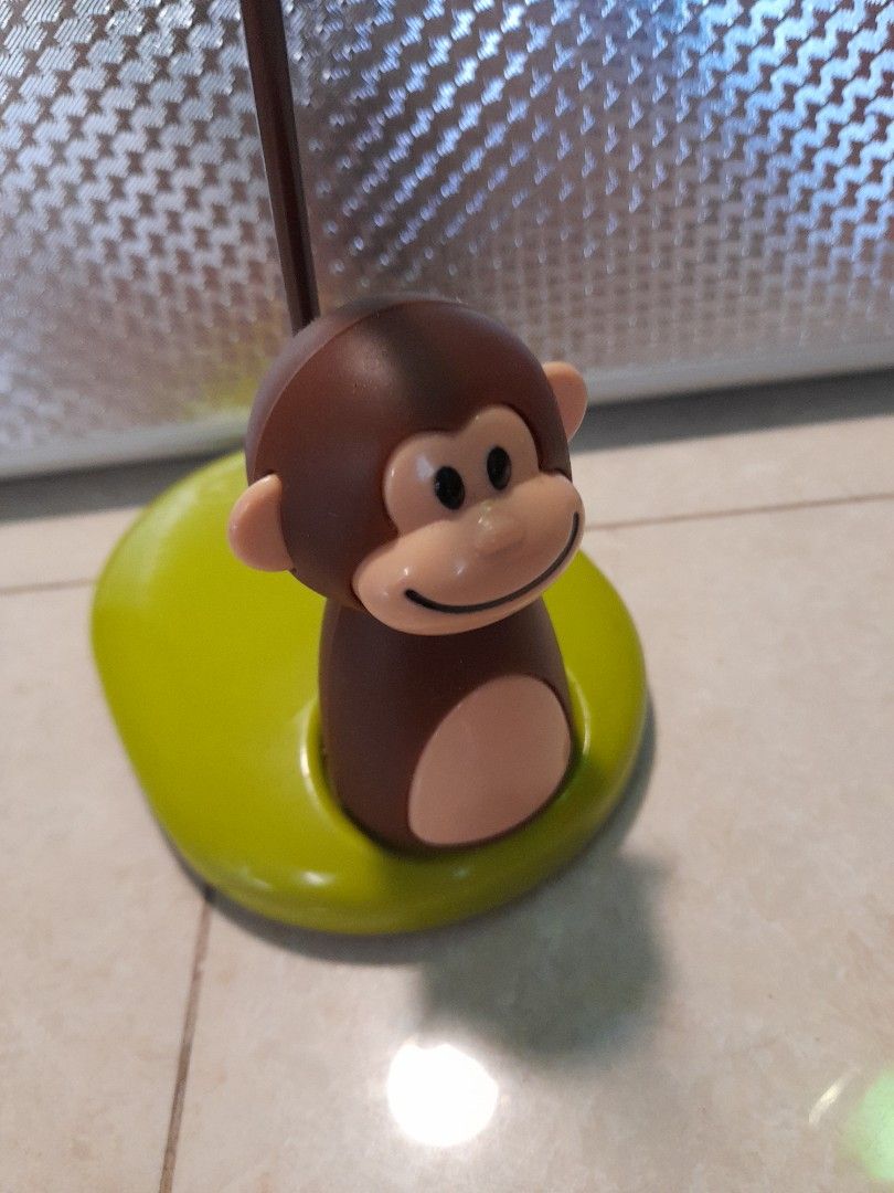 JOIE Banana holder, Furniture & Home Living, Kitchenware & Tableware