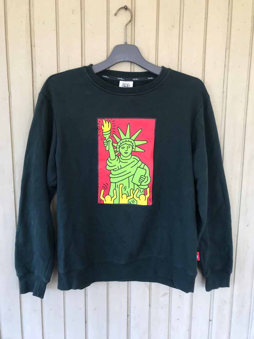 Keith Haring, Men's Fashion, Activewear on Carousell