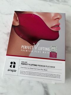 Korean beauty care goods (4 packs + spray)