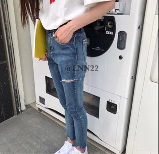 Lnn.22 復古單邊割破牛仔褲