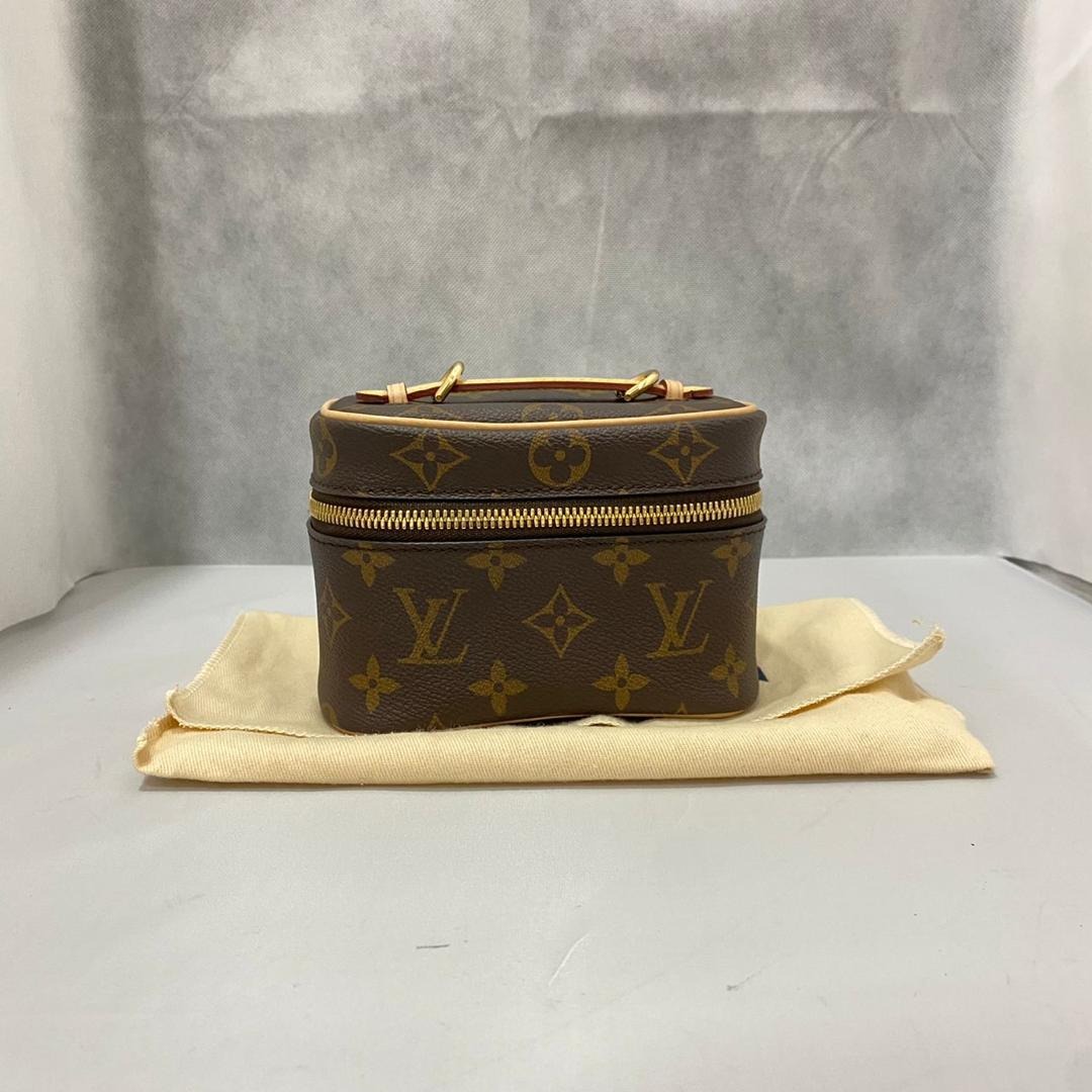 Louis Vuitton, Bags, Iso Auth Lv Toiletry Pouch 5 25 Or Less