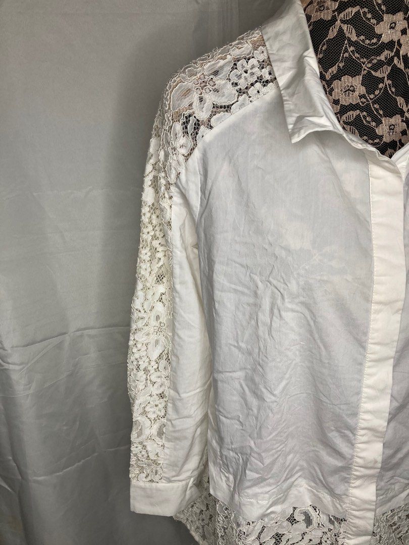 L-SXL High Quality Laced Blouse (Category: Longsleeves) located in Naga. Submitted by imasupergal (Listing ID 1222353481, Image 3). Description: MAKE READING A HABIT😊 Details: ▪️Like New, washed and kept only ▪️High quality, from balikbayan box ▪️Ganda nito in person, laced at malamig sa balat ang tela ▪️Adjustable sya kasi may mga folds ▪️Personally Owned Branded Women Apparels ▪️What you see is what you get ▪️Actual photo posted ▪️RFS: Declutt