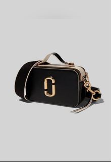 Marc Jacobs sling bag sureshot top handle sling nag black instock