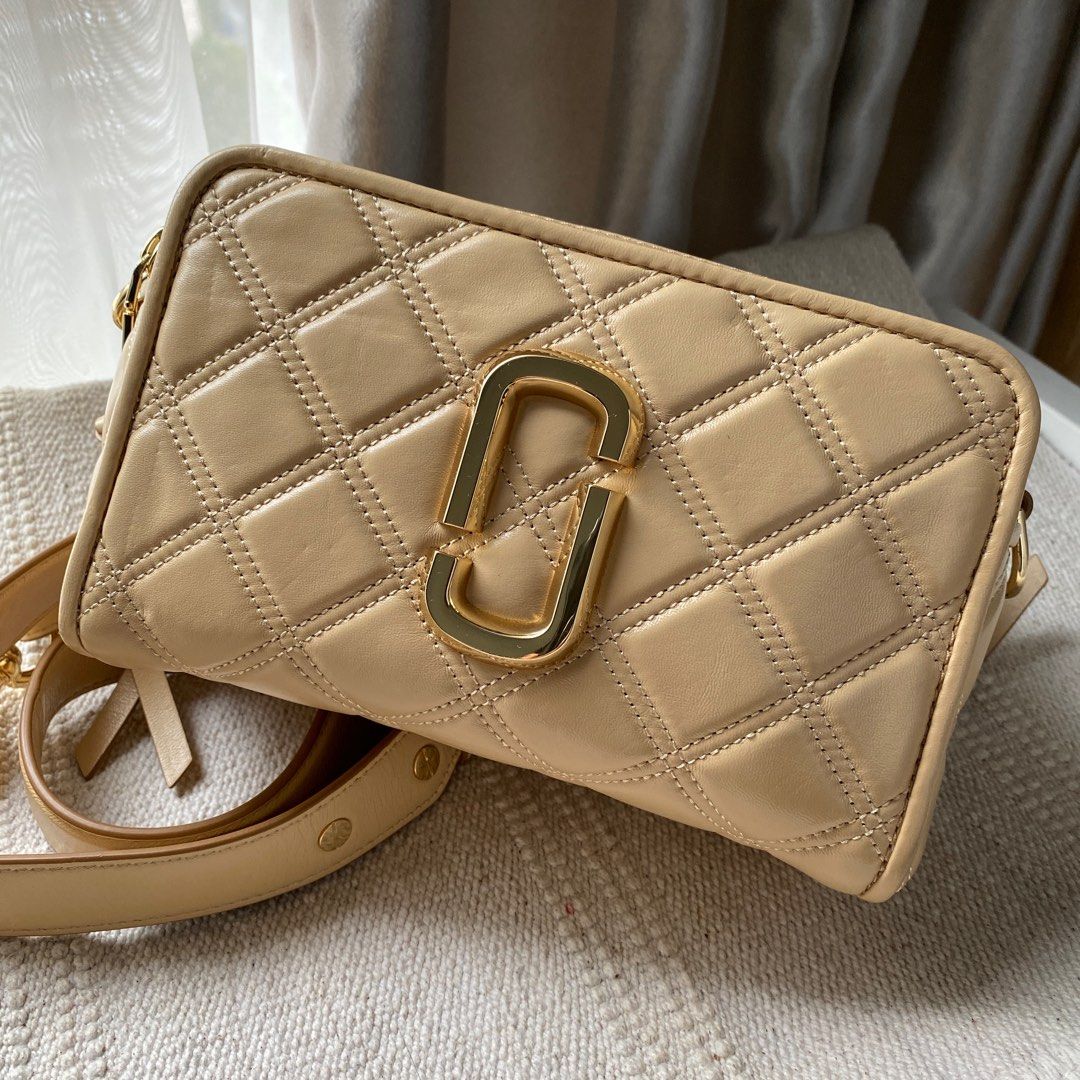 marc jacobs quilted softshot 21, Women's Fashion, Bags & Wallets, Shoulder  Bags on Carousell