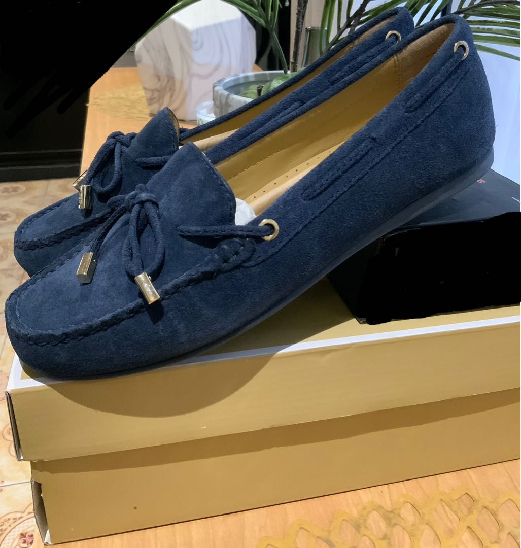 Michael Kors Sutton Moc Suede Admiral Blue Size , Women's Fashion,  Footwear, Loafers on Carousell
