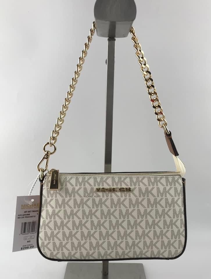 MK Jetset Pouchette (Category: Luxury Bags & Wallets) located in Paranaque City. Submitted by aralofranco (Listing ID 1222265475, Image 3). Description: .