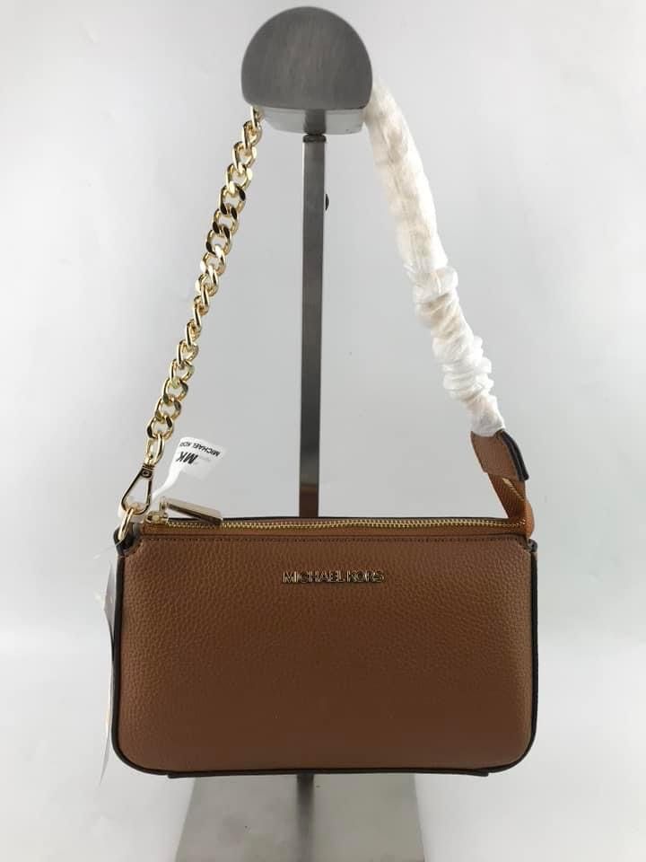 MK Jetset Pouchette (Category: Luxury Bags & Wallets) located in Paranaque City. Submitted by aralofranco (Listing ID 1222265781, Image 1). Description: .