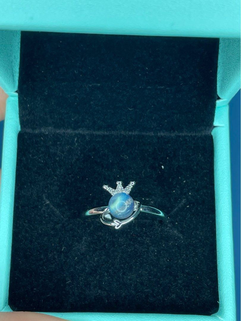 Moonstone ring (Category: Rings) located in Singapore. Submitted by cherryyou9668 (Listing ID 1222401232, Image 1). Description: Buy any items get this for free! 👍 Brand new moonstone adjustable ring - Comes with box - cleaning cloth .