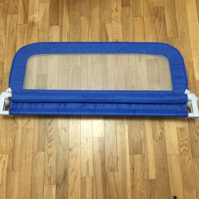 Mothercare Safest Start Bed Guard Blue, Babies & Kids, Baby Nursery